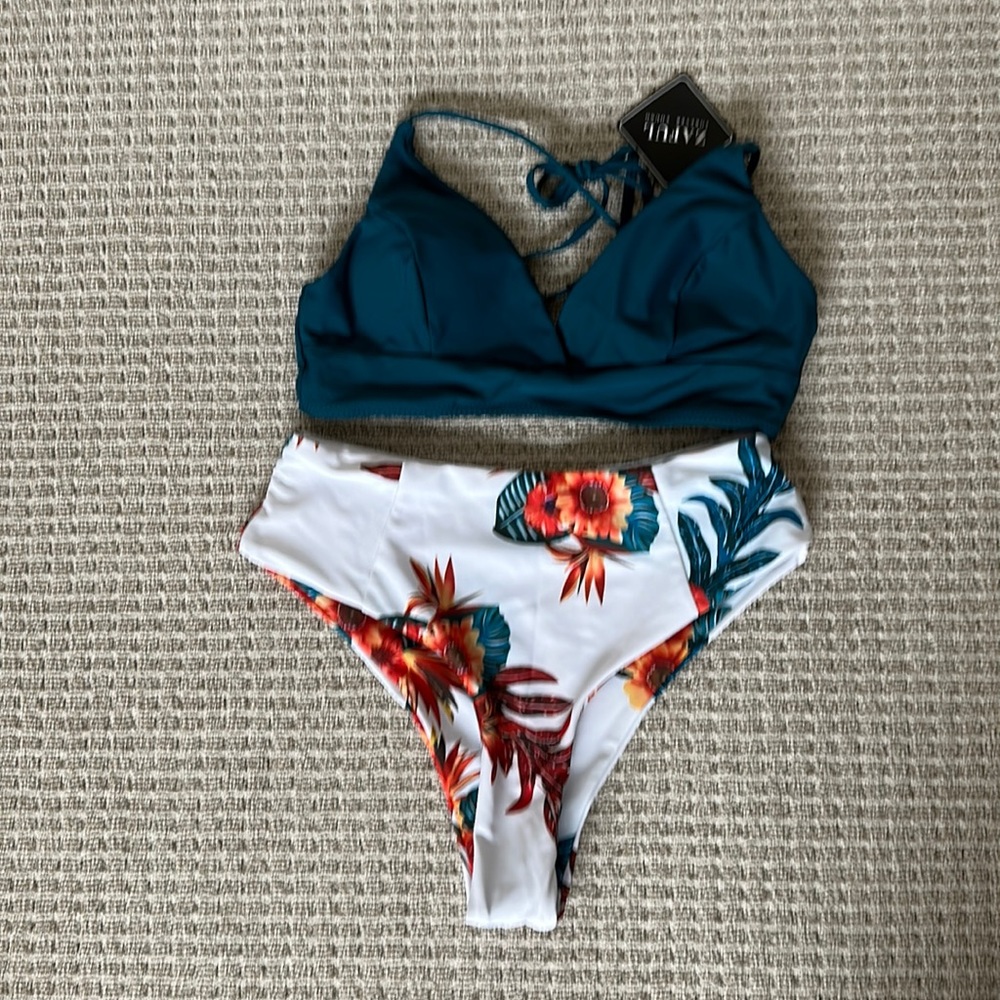 New with tags, never worn bikini
